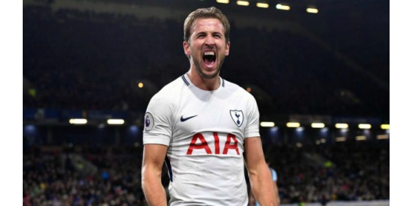 Il calcio di rigore di Kane ha aiutato il Tottenham a battere il Chelsea