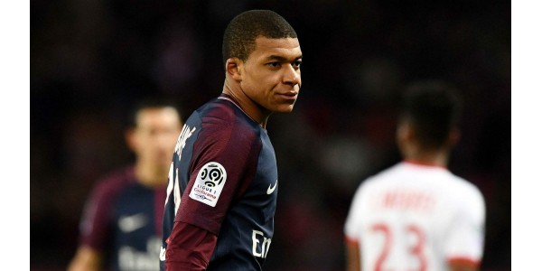 Mbappe è uscito dalla panchina per prendere il gol decisivo nella vittoria per 2-0 del PSG a Marsiglia