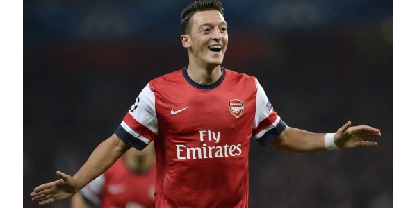 Mesut Ozil ha riso dei critici che lo etichettano pigro
